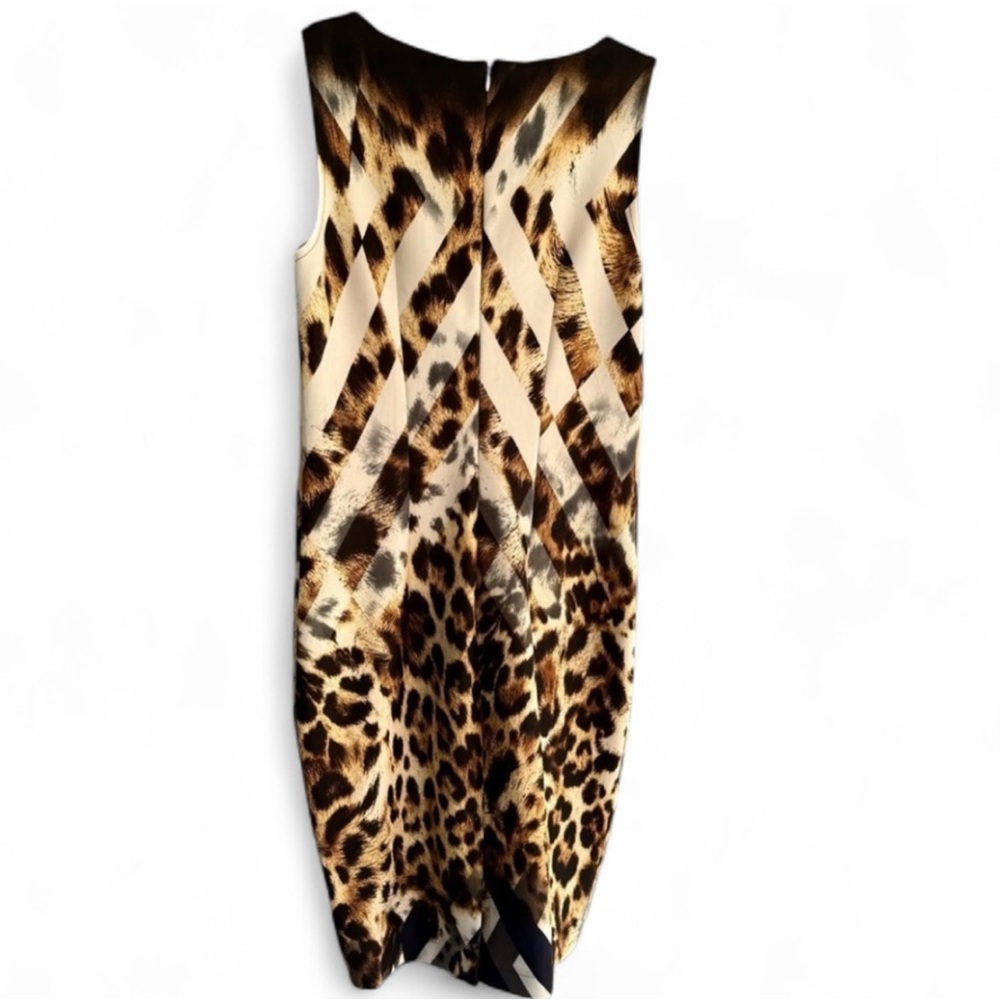 Elegant Animal Print Midi Dress with Lace Accents - Picture 6 of 8
